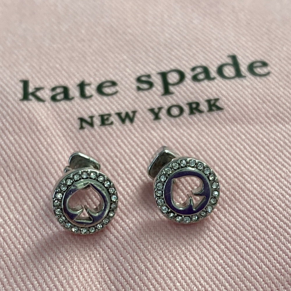 Kate Spade Sparkle Silver Spot the Spade Pave Halo Heart Stud Earrings Dust Bag - Picture 14 of 16